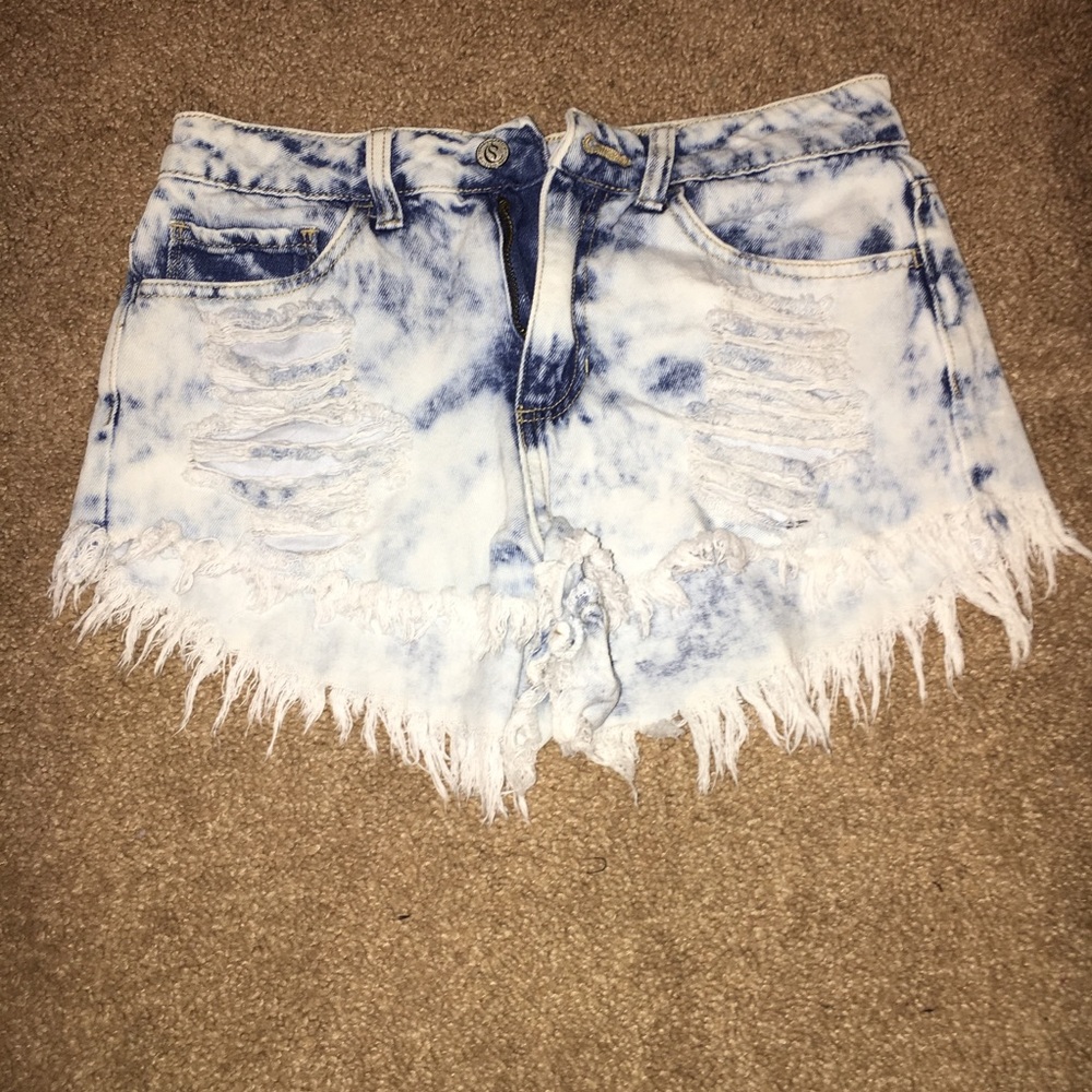 Acid wash Jean shorts